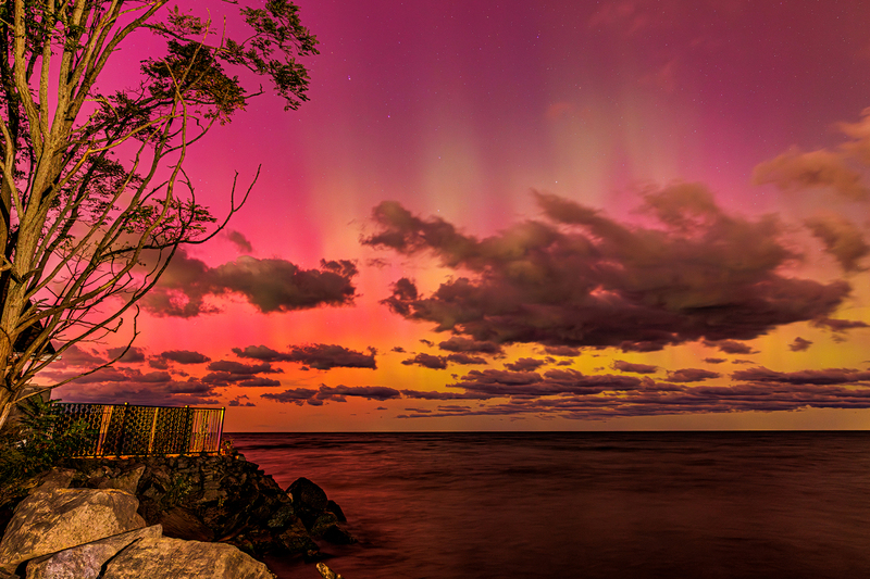 NY814.jpg :: Northern Lights at Webster Park

Webster NY - Fall 2024