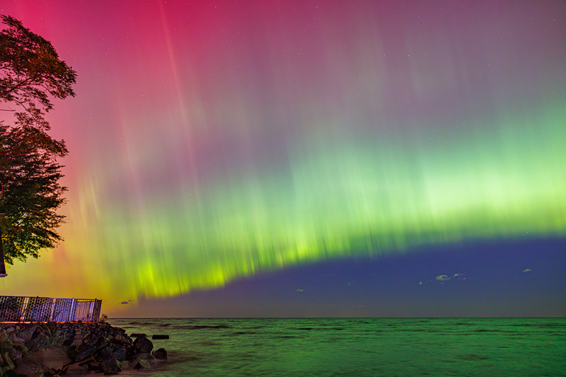 NY817.jpg :: Northern Lights at Webster Park

Webster NY - Fall 2024