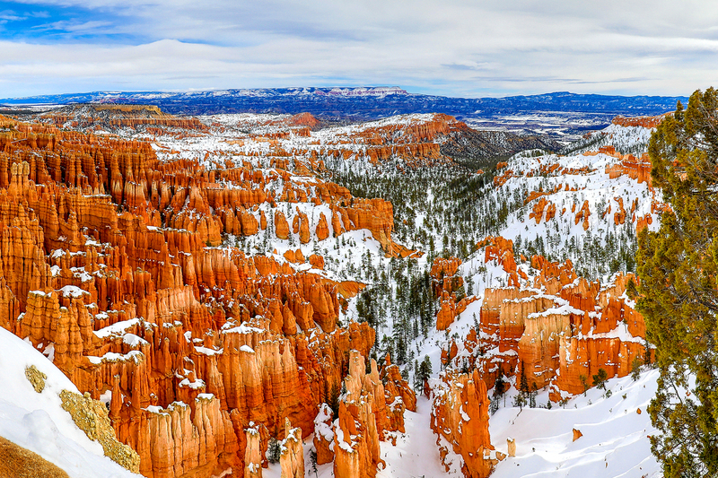 UT006.jpg :: One of the several majestic views of the beautiful Bryce Canyon

Bryce Canyon National Park UT - Winter 2019