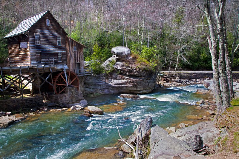 WV004.jpg :: Down stream view of Babcock State Park's working Grist Mill

Clifftop WV - Spring 2011