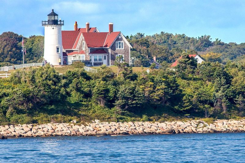 MA0231.jpg :: The Nobska Point Light, established in 1829, as seen from Vineyard Sound

Woods Hole, MA - Summer 2015