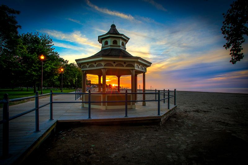 NY410.jpg :: Sunset at Lake Ontario as seen through the boardwalk's gazebo

Rochester NY - Summer 2015