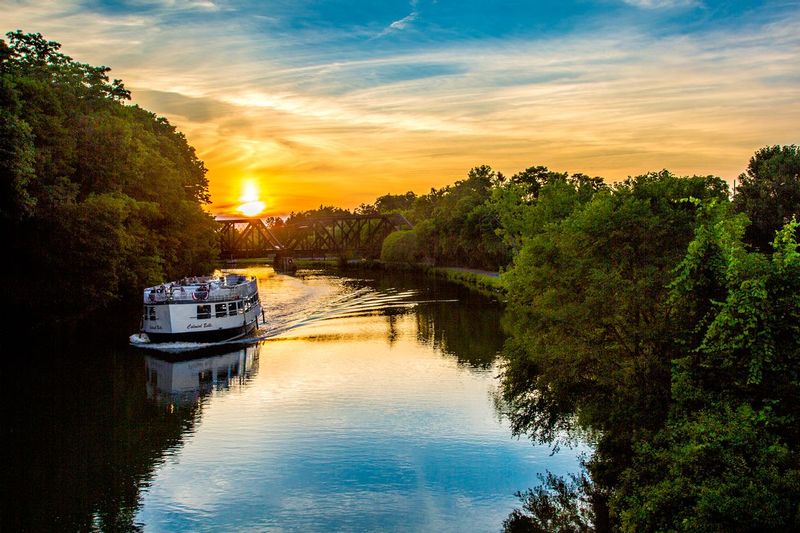 NY416.jpg :: Sunset along the Erie Canal with the Colonial Belle heading \