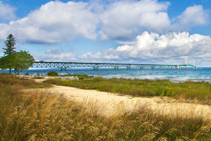 MI001.jpg :: The Mackinac Bridge as seen from the Lake Huron shoreline

Mackinaw City, MI - Summer 2011