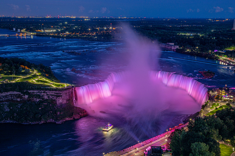 NF017.jpg :: Viewing Horseshoe Falls from atop the Skylon Tower at twilight

Niagara Falls Canada - Summer 2019