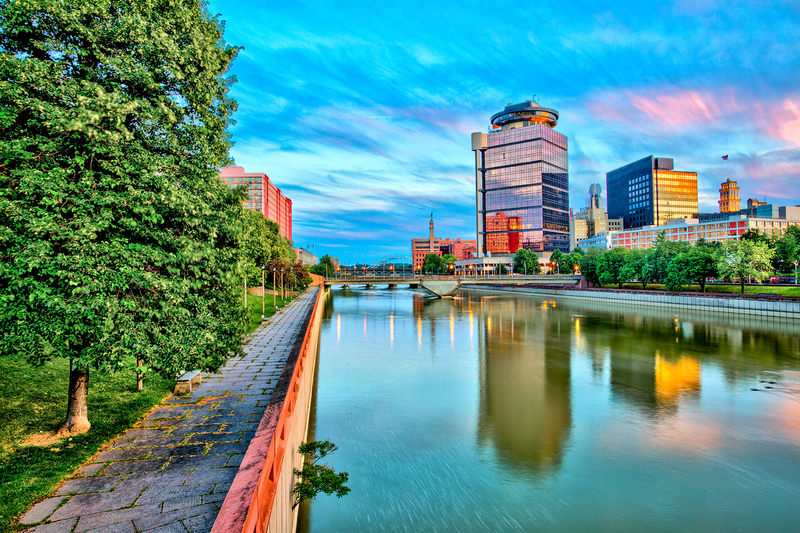 NY418b.jpg :: Sundown capture of Rochester's Southern skyline as viewed from the Andrew Street Bridge

Rochester NY - Summer 2015