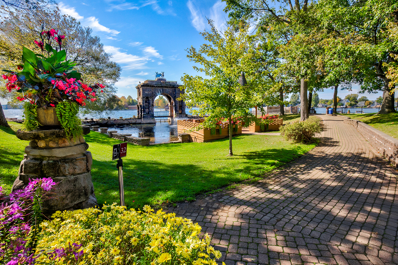 NY565.jpg :: The beautiful grounds of Boldt Castle, a major landmark, located on Heart Island

1000 Islands NY - Fall 2017