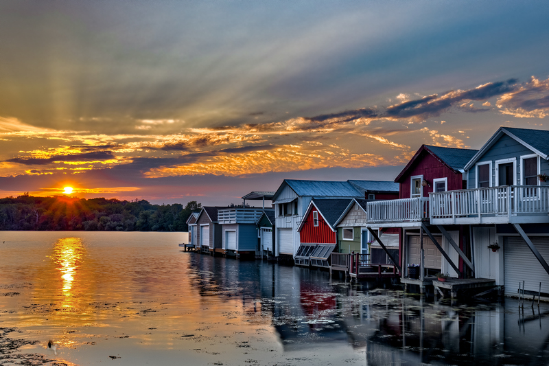 NY786.jpg :: Sunset at the Canandaigua boat houses

Canandaigua NY - Summer 2021