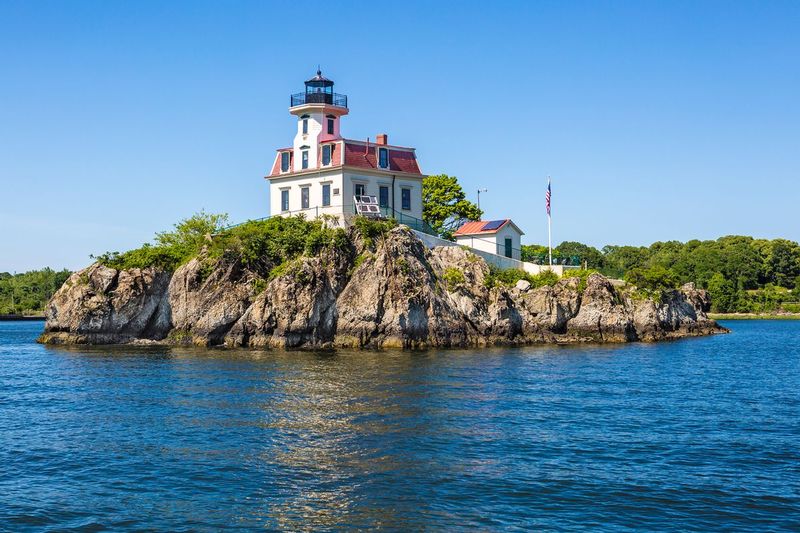 RI004.jpg :: The Pomham Rocks Lighthouse established & built in 1871

Narragansett Bay RI  - Summer 2016