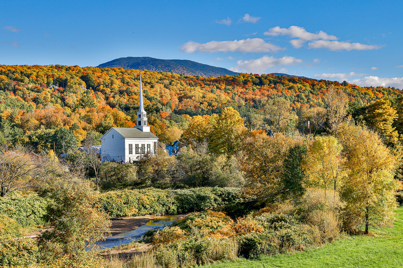 VT032.jpg :: Iconic view of Stowe Community Church

Stowe VT  - Fall 2021