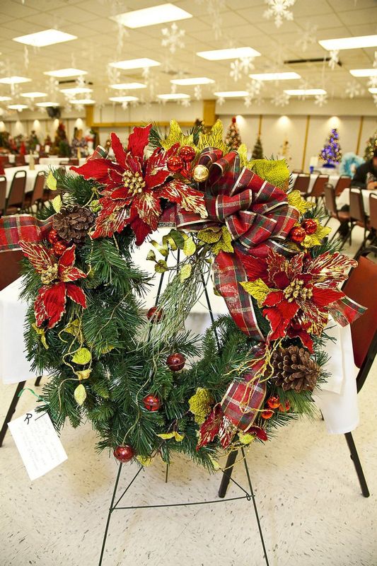 FestivalTrees_Auction_2015_17.jpg