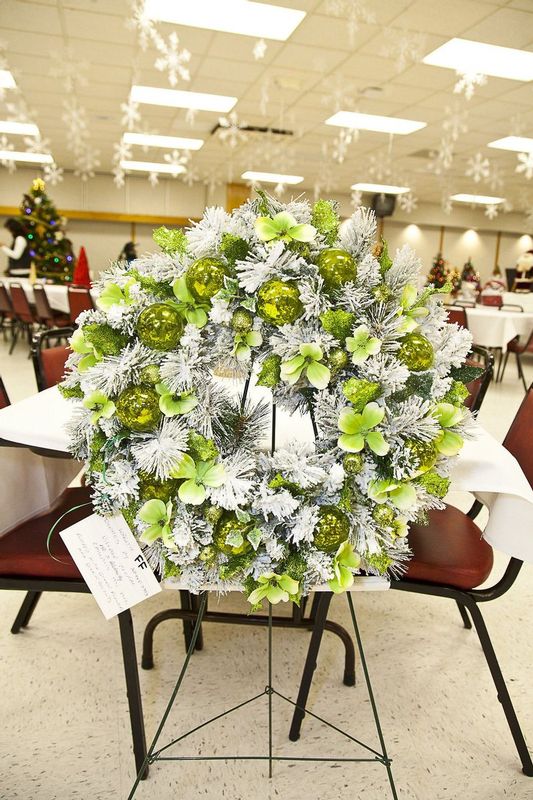 FestivalTrees_Auction_2015_31.jpg