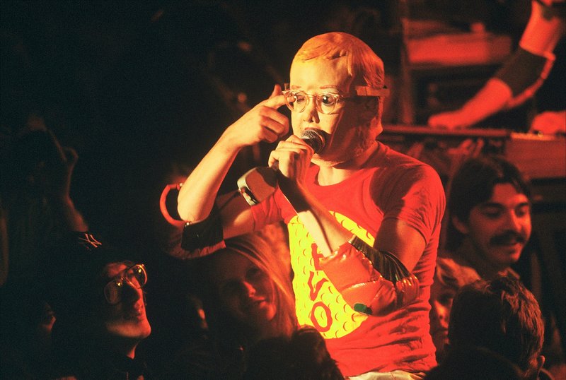 Devo 8  SF   1978.jpg :: Devo arrived at the FAB Mab in SF for 2 nights on Jan.6&7,78..it was chaos when they returned in May & many fans were shut out...these photos were taken @ the much larger Old Waldorf club the following Nov.10,11...4 sell out shows & the crowd went crazy..the last time Devo played a club in SF....