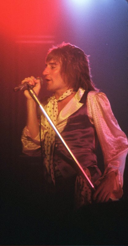 Rod Stewart...102.jpg :: Rod Stewart would go solo & Ron Wood would depart to join the Stones after this final US tour of the Small Faces..I'd read somewhere that some promoters had advertised the tour as 'Rod Stewart & the Faces' which caused some tempers to flare within the group..a great farewell tour from the Small Faces..Rory Gallagher supported this show in SF @ the Cow Palace on 10/9/73....