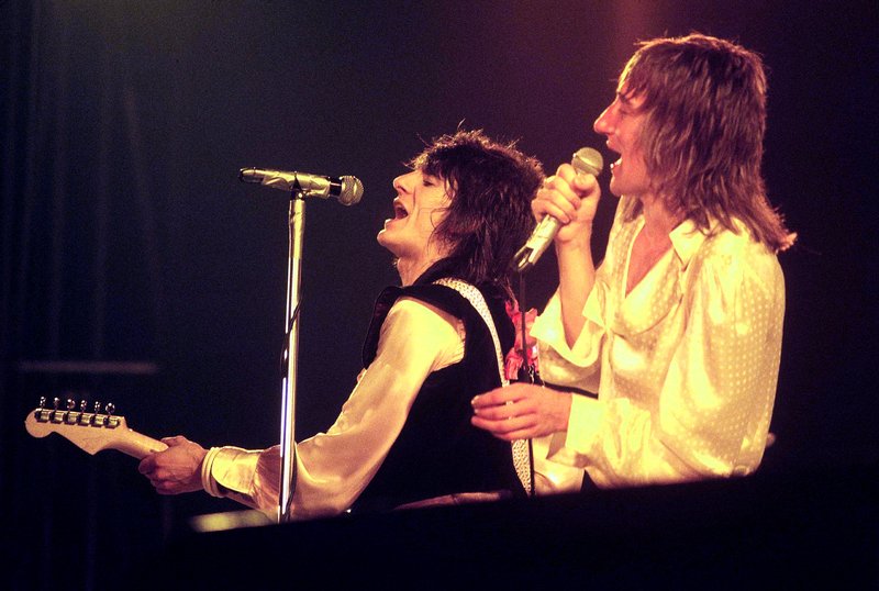 Ron & Rod...106.jpg :: Rod Stewart would go solo & Ron Wood would depart to join the Stones after this final US tour of the Small Faces..I'd read somewhere that some promoters had advertised the tour as 'Rod Stewart & the Faces' which caused some tempers to flare within the group..a great farewell tour from the Small Faces..Rory Gallagher supported this show in SF @ the Cow Palace on 10/9/73....