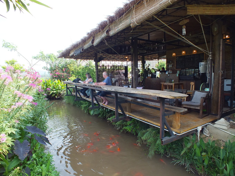 F22.jpg :: We will have our mid-day meal at a nice quiet local restaurant.