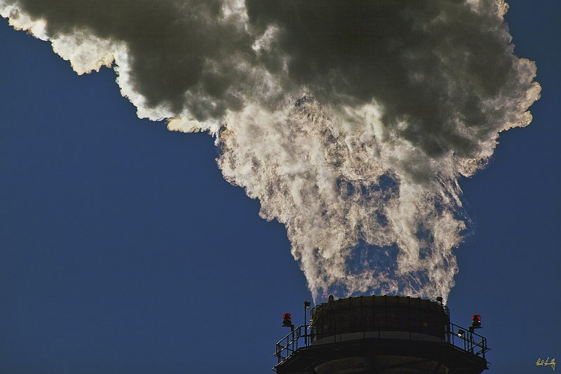 2014-01-09  WI--Port Washington  114  V1  1200px  SS.jpg :: Steam forms as the warm air from the Port Washington power plant's smokestacks meets the air on a sub-zero morning.  Port Washington WE Energies power plant.  Port Washington, Wisconsin.  January, 2014.  Photograph by Paul Hundley