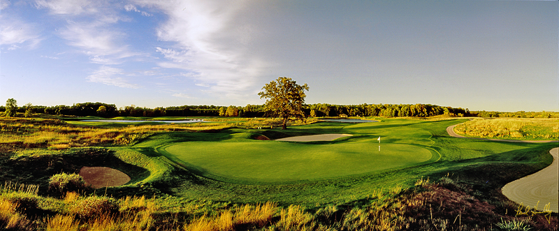 B100b--0101  (AR  2.40  AR).jpg :: First hole; Meadow Valleys Course; Blackwolf Run; Kohler; Wisconsin