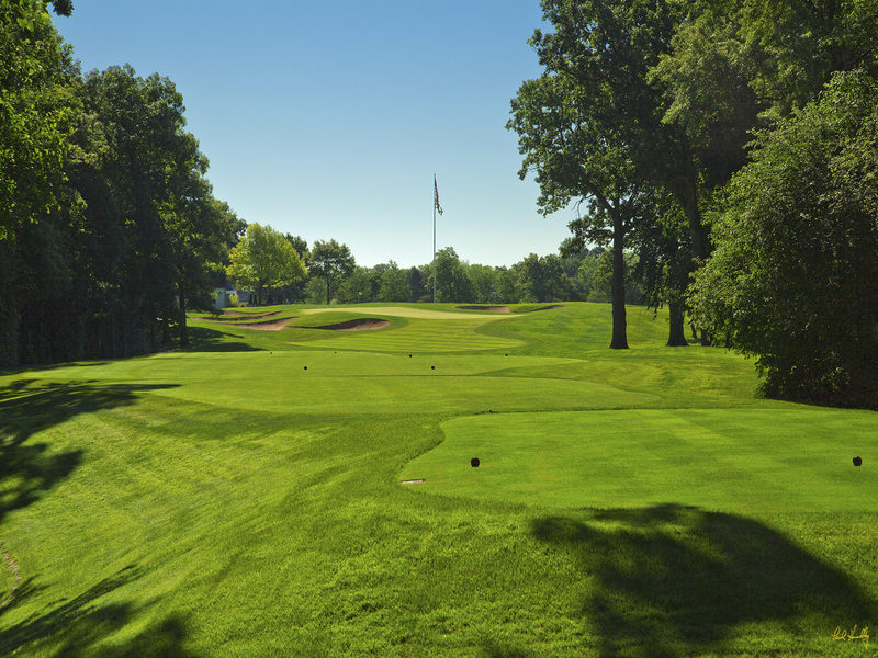 C111--0252  V1  1500px  SS.jpg :: The uphill par three 2nd hole at Conway Farms Golf Club, a private walking-only golf course in Lake Forest, Illinios.  Conway Farms will host the US Mid-Amatuer Championship in 2012 and the BMW Championship in 2013.  Course design by Tom Fazio.  Photograph by Paul Hundley; July, 2013