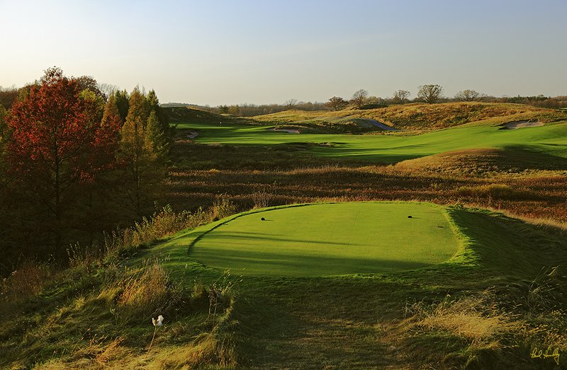E101--0350  1200 px  V2  SS.jpg :: The 3rd hole (from the Championship tees) at Erin Hills.  Erin Hills is a daily fee golf course in Erin, Wisconsin.  It was designed by Hurdzan/Fry Designs and Ron Whitten and built by Landscapes Unlimited, LLC.  October,  2010.  PM shoot.  Photo by Paul Hundley.
