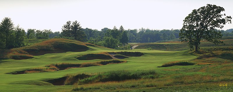 E101--0455  1200px with signature  V1  SS.jpg :: The par 4 fourth hole at Erin Hills.  Erin Hills is a daily fee golf course in Erin, Wisconsin.  It was designed by Hurdzan/Fry Designs and Ron Whitten and built by Landscapes Unlimited, LLC.  July, 2011;  PM shoot.  Photo by Paul Hundley.