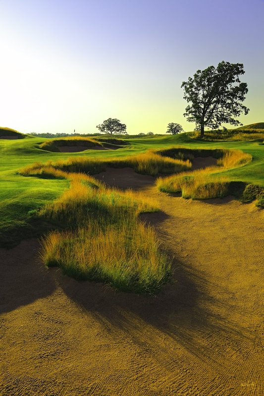 E101--0456  1200px with signature  V2  SS.jpg :: The par 4 fourth hole at Erin Hills.  Erin Hills is a daily fee golf course in Erin, Wisconsin.  It was designed by Hurdzan/Fry Designs and Ron Whitten and built by Landscapes Unlimited, LLC.  July, 2011;  PM shoot.  Photo by Paul Hundley.