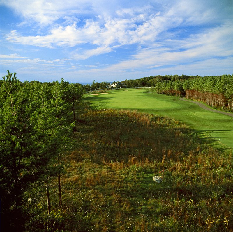 H102--0903  800px.jpg :: Horseshoe Bay Golf Club, ninth hole and clubhouse; Egg Harbor, Wisconsin