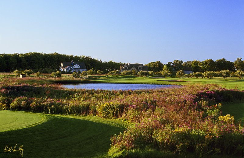 H102--1706  800px.jpg :: Horseshoe Bay GC, seventeenth hole; Egg Harbor, Wisconsin