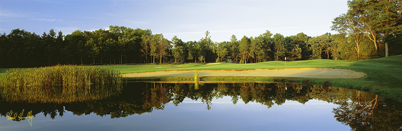 L100a--1203  (3.05  AR)1.jpg :: Twelvth hole; Lakes course; Lake Arrowhead GC, Nekoosa, Wisconsin