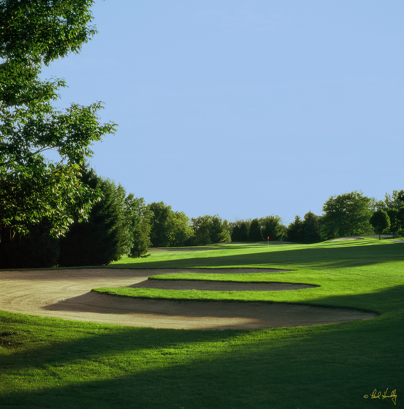 M102a--0201  2000px (signature).jpg :: 8th hole on the Red Nine at Mequon CC; Mequon, Wisconsin.  Photograph by Paul Hundley.
