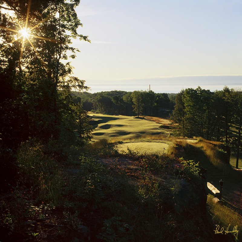 M112a--0701  800px.jpg :: Greywalls course at Marquette Golf Club; seventh hole; Marquette, Michigan