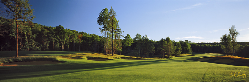 M112a--1303  800px.jpg :: Greywalls course at Marquette Golf Club; thirteenth hole; Marquette, Michigan