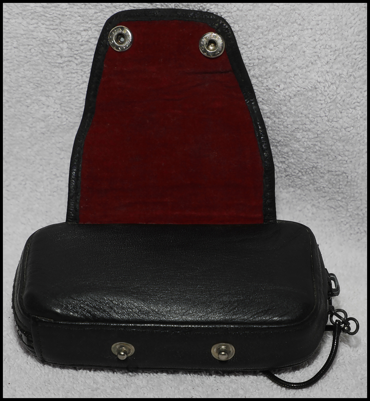 MG-S black with detachable Cube Flashgun case  4.jpg