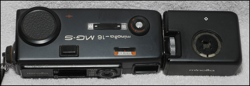 MG-S black with detachable Cube Flashgun case  5.jpg
