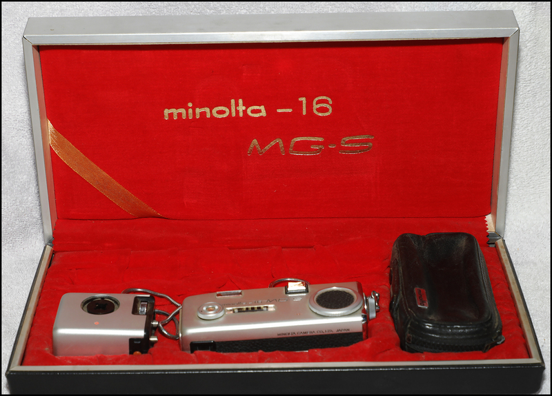 MG-S kit in case  01.jpg