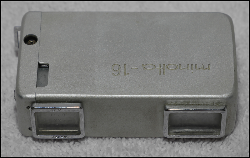 Minolta-16 f28 with case and UV filter  06.jpg