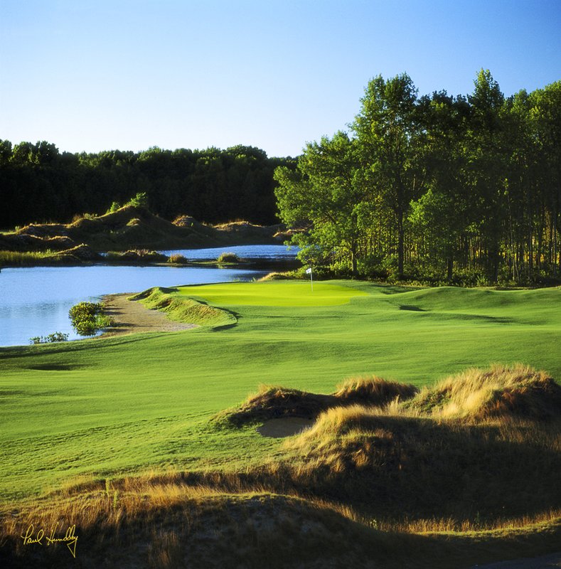 W102a--0504  800px.jpg :: The Straits Course at Whistling Straits; fifth hole
