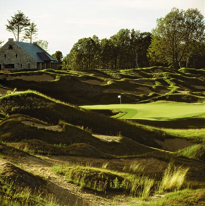 W102a--1803  800px.jpg :: The Straits Course at Whistling Straits; eighteenth hole