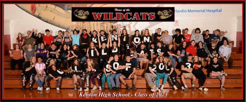 KHS_12th23_10x24_Fun-Pose(1).jpg