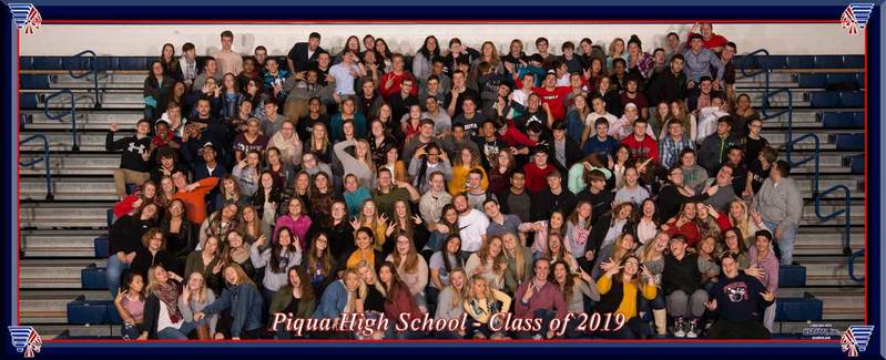 PiquaHS_12th-Class-2019_FunPose(1).jpg