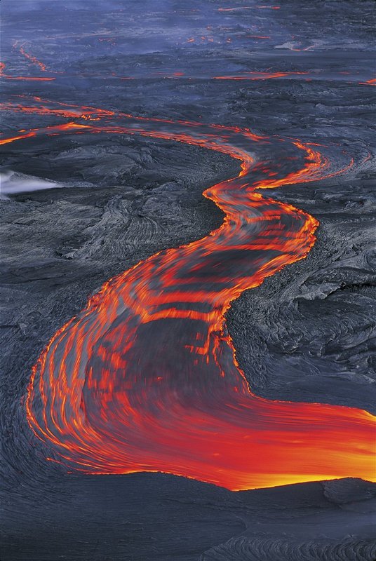 GBL-VLF-62.jpg :: Lava stream near the Pu'u O'o vent