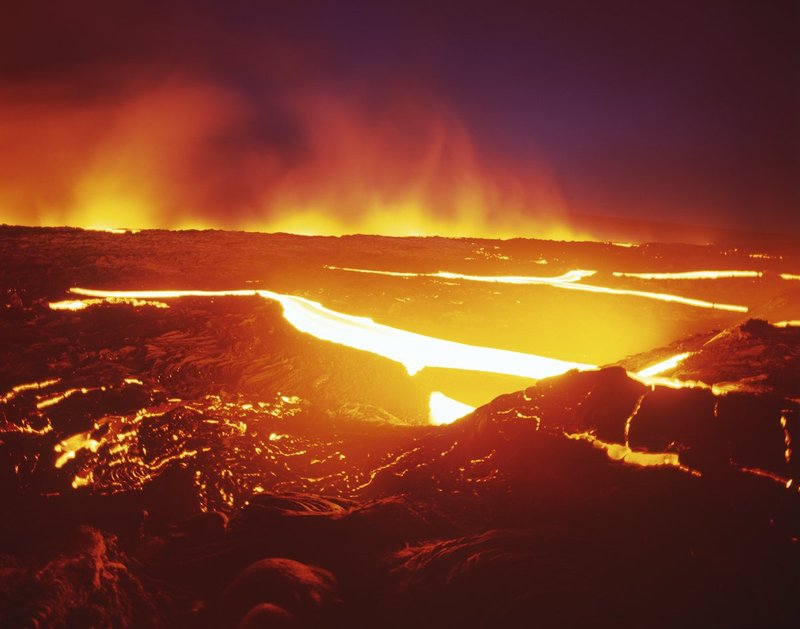 GBL-VLO-10.jpg :: Lava flows in a rocky landscape in a beautiful colored composition