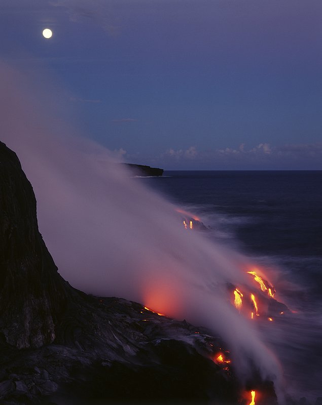 GBL-VLO-12.jpg :: Lava river falling into the Pacific Ocean in Hawaii Volcanoes National Park