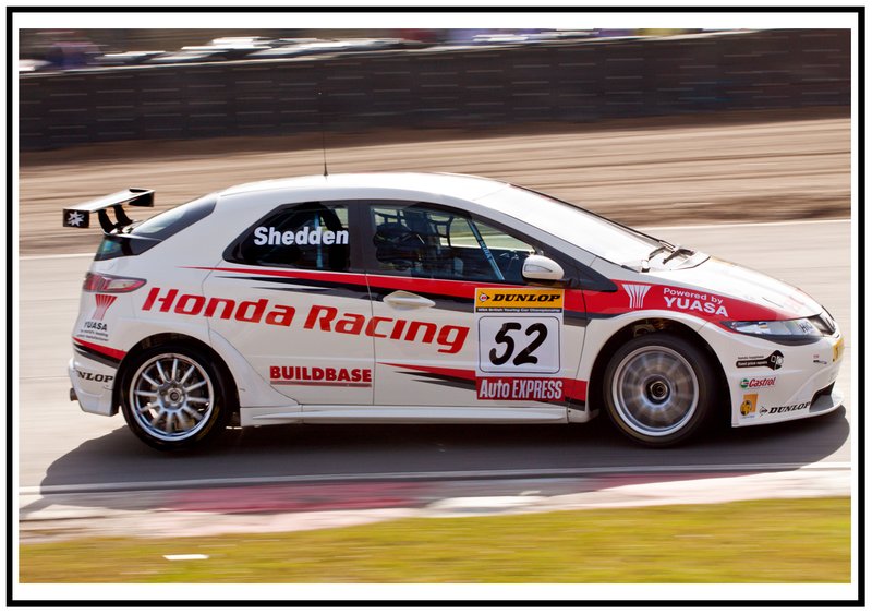 british touring cars brand hatch march 2010-15.jpg