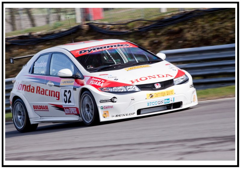 british touring cars brand hatch march 2010-48.jpg