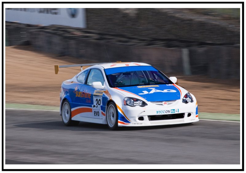 british touring cars brand hatch march 2010-60.jpg