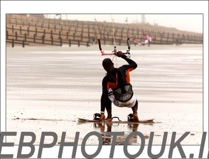 kitesurfer-284.jpg :: camber, wind surfers, kite sufers stormy