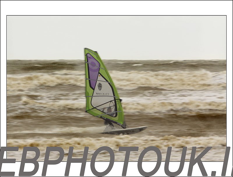 kitesurfer-46.jpg :: camber, wind surfers, kite sufers stormy