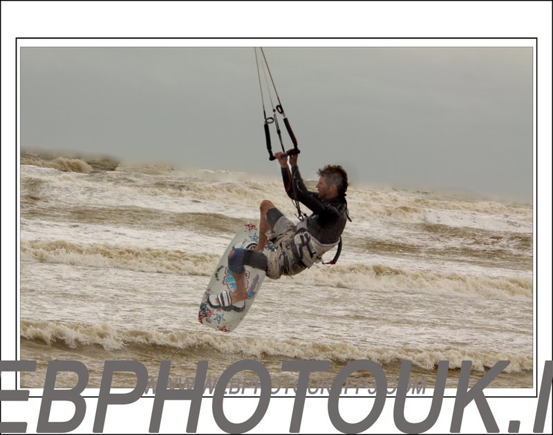kitesurfer-72-Edit.jpg :: camber, wind surfers, kite sufers stormy