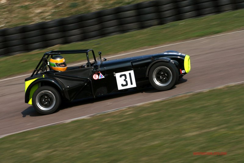 lydden hill track day 21st march 054.jpg ::  if you can see yourself please ask as there are more on file.